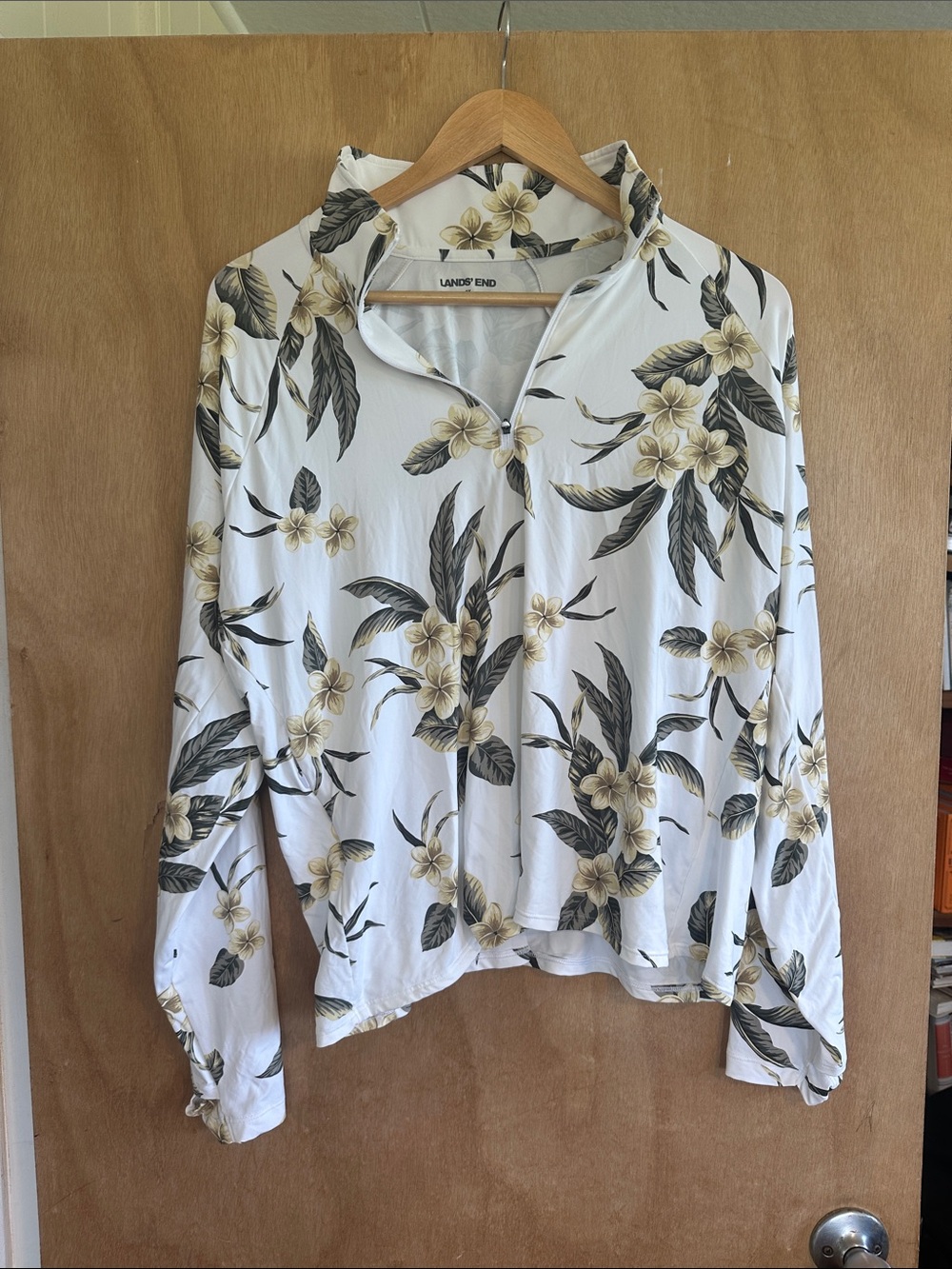 Lands' End White zip-Front Floral Long Sleeve sun/swim Shirt with Yellow Flowers